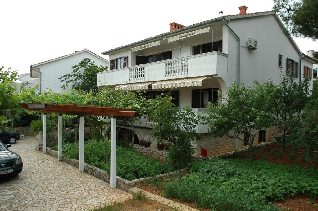 Apartments Jurina Krk Town Exteriér fotografie